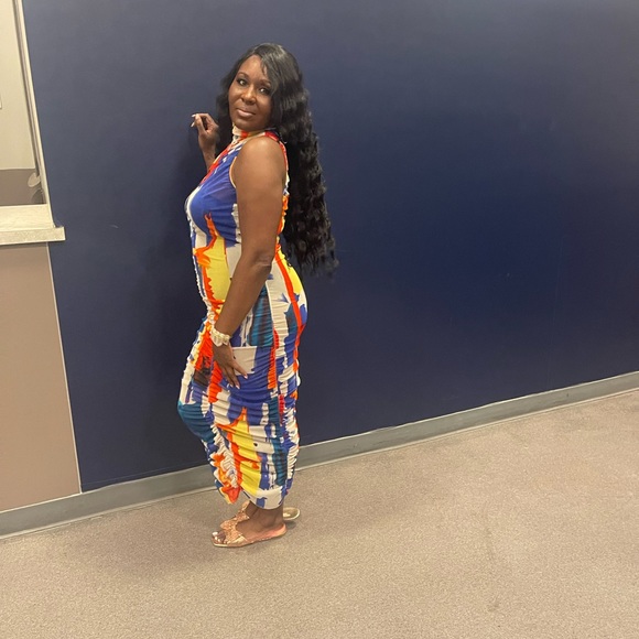 New! Color Splash Scrunch Fitted Dress - Picture 9 of 12